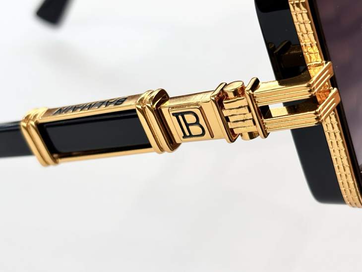 Picture of Balmain Sunglasses _SKUfw76405560fw